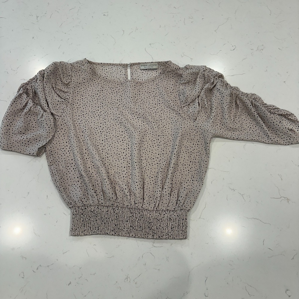 Paper Crane Womens Small Blouse Pullover Short Sleeve Polka Dot Beige Back Clasp